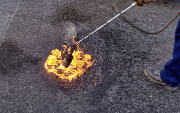 Cerrigceinwen flat roofing repairs