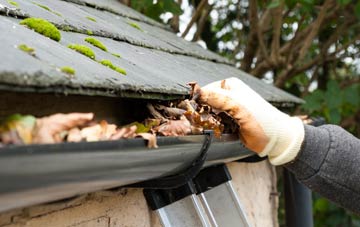 gutter cleaning Cerrigceinwen, Isle Of Anglesey